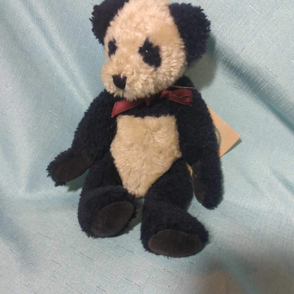 Tagged J. B. BEAN AND ASSOCIATES Stuffed Panda Bear Boyds Bears OGDEN